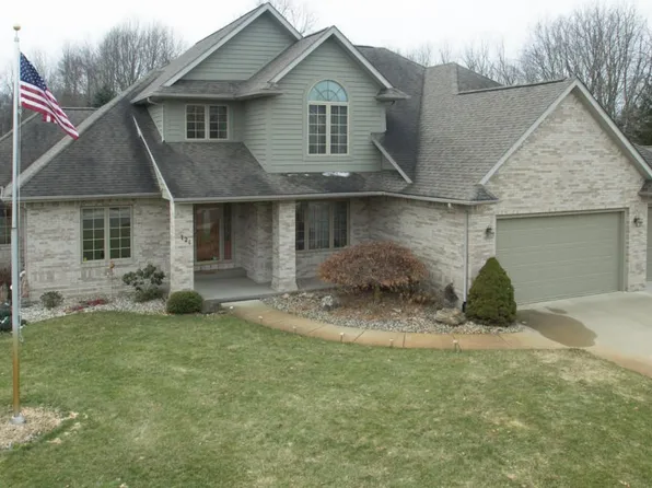 124 Hilltop, East Leroy, MI 49051