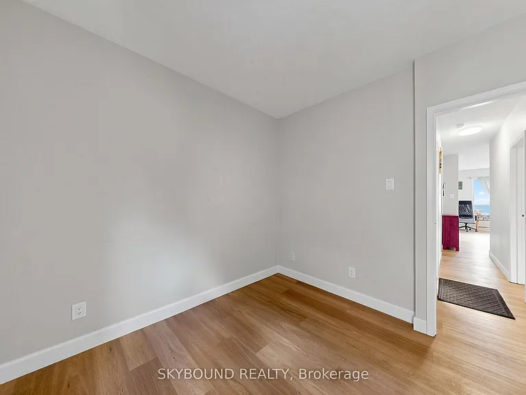 131 Wineva Ave #G — Photo 16