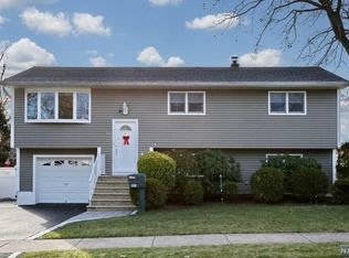 125 Cypress Rd, Dumont, NJ 07628