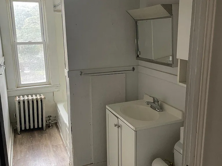 108 Spring St #3 — Photo 10
