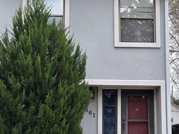 661 Shooks Ln, Colorado Springs, CO 80903