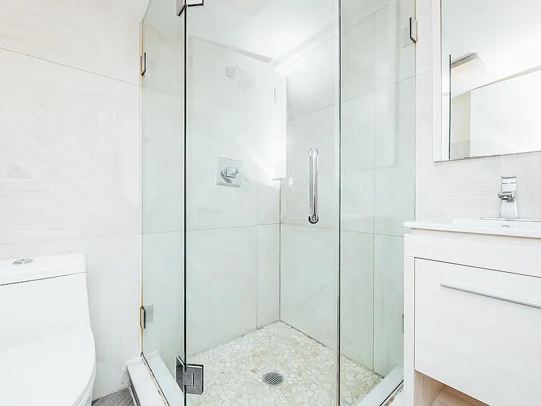 1434 De Kalb Ave #3L — Photo 12