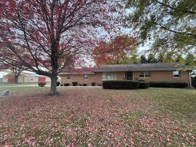 249 N 1900 E, Paxton, IL, 60957