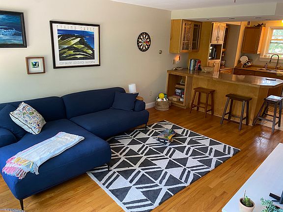 4th image of 26G Lowell St