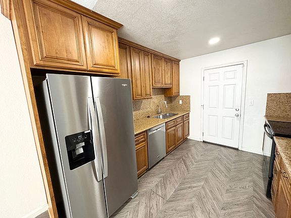 2nd image of 8366 Mulberry Pl