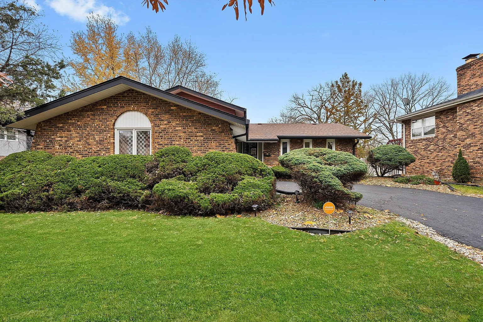 17731 Larkspur Ln photo 1