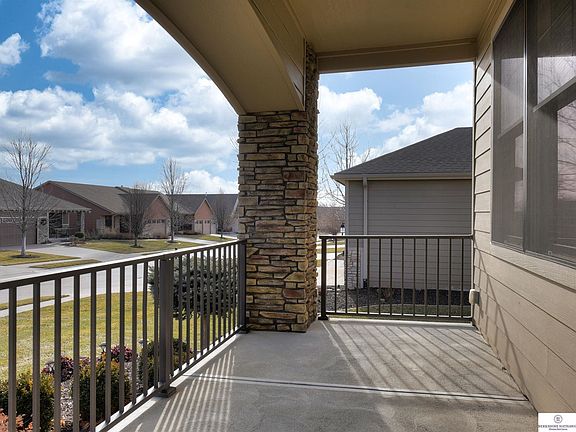 3rd image of 5812 N 157th Ave