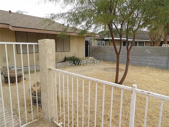 2nd image of 3528 Miramar Dr