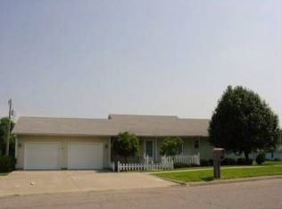 2840 SE Golden Ave, Topeka, KS 66605