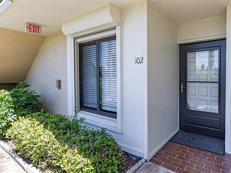 6104 Palma Del Mar Blvd S #102A — Photo 5