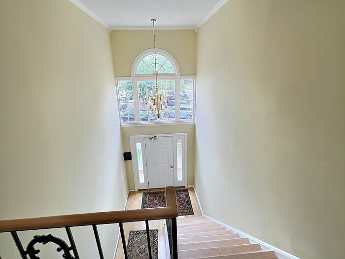 1515 E Franklin St #16 — Photo 1