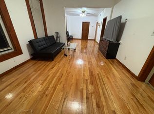 944 W 31st Pl #2F, Chicago, IL 60608