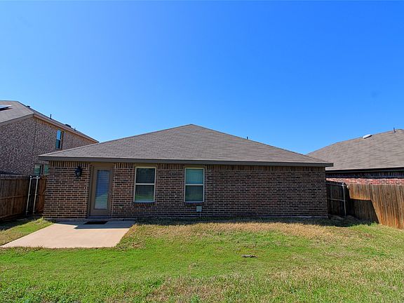 4th image of 2428 Rosharon Dr