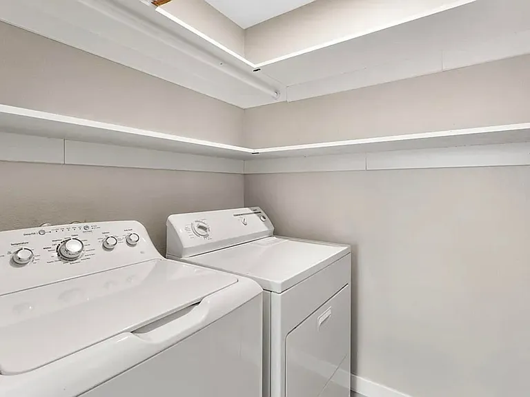 1900 Tierra Vista Dr #104 — Photo 16