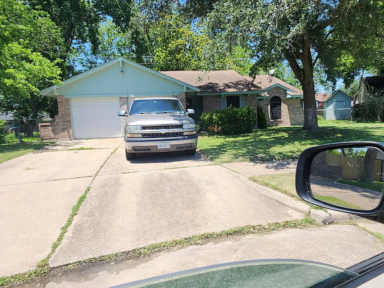 10302 Sageburrow Dr — Photo 9