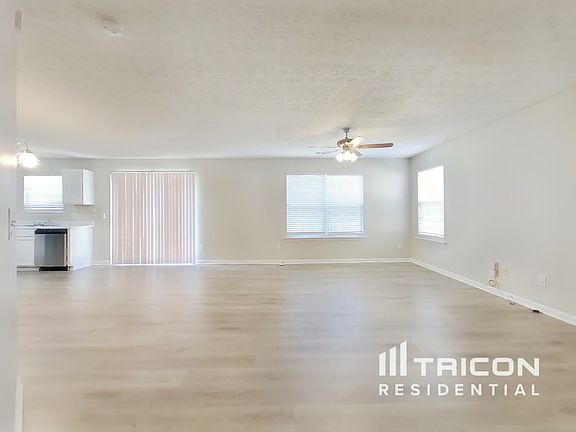 5th image of 1217 Andrews Dr
