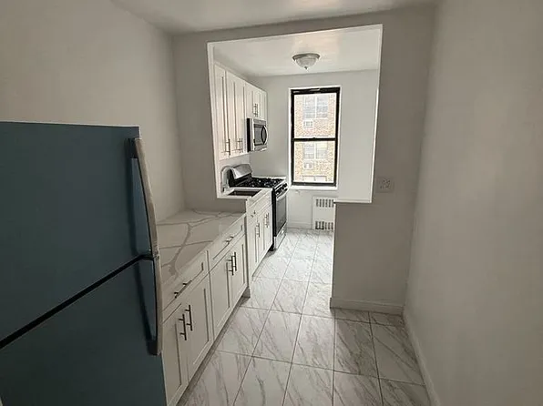 10325 68th Ave APT 6G, Flushing, NY 11375