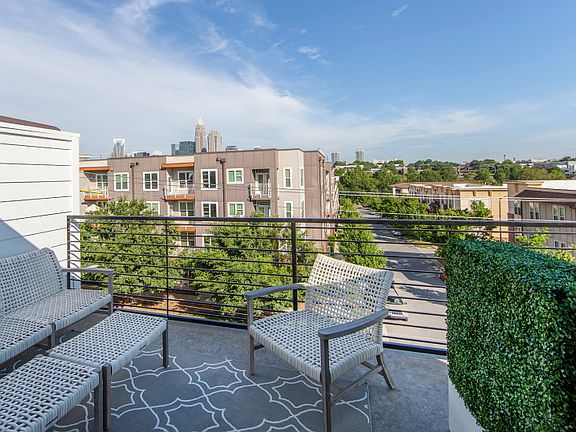 Third Floor Terrace great for entertaining friends and enjoying the city skyline