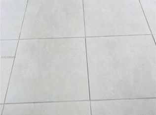 34 Seville Cir, Davie, FL 33324