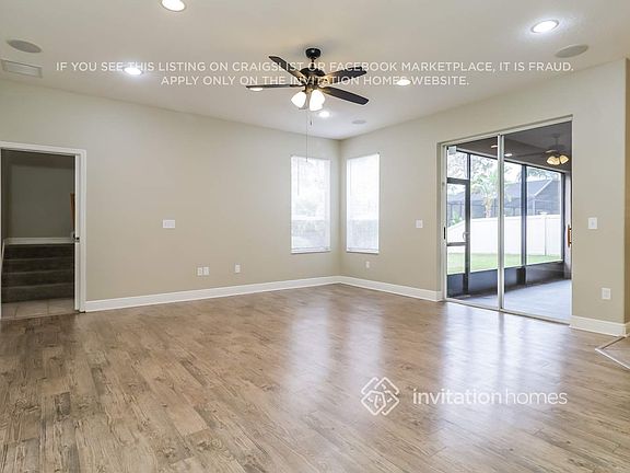 5th image of 1845 Beaconsfield Dr
