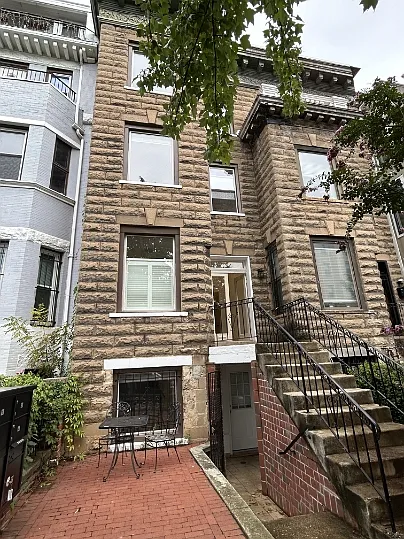 1439 Girard St NW #3 — Photo 17