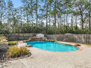 122 W Russet Grove Cir, Conroe, TX 77384