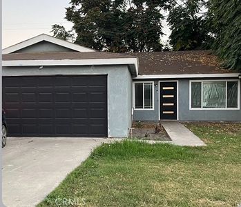760 E Lanzit Ave, Los Angeles, CA, 90059