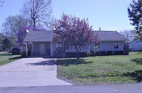 1st image of 208 N Little Ave