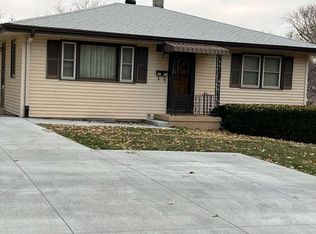 4504 Spring St, Omaha, NE 68106