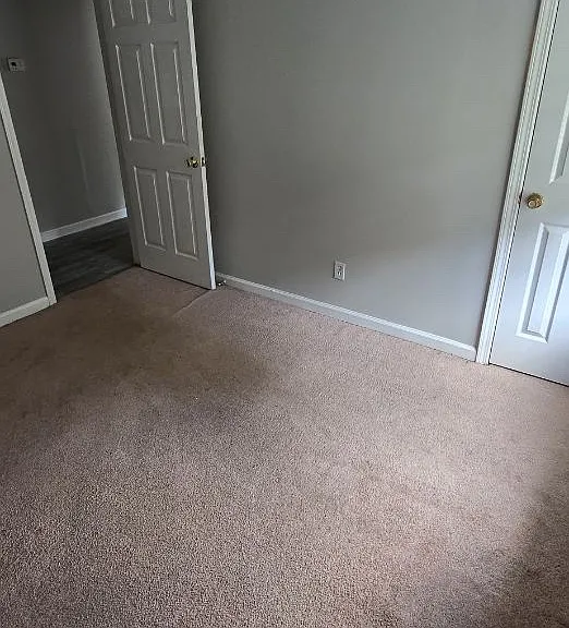 2837 Heritage Ln — Photo 6