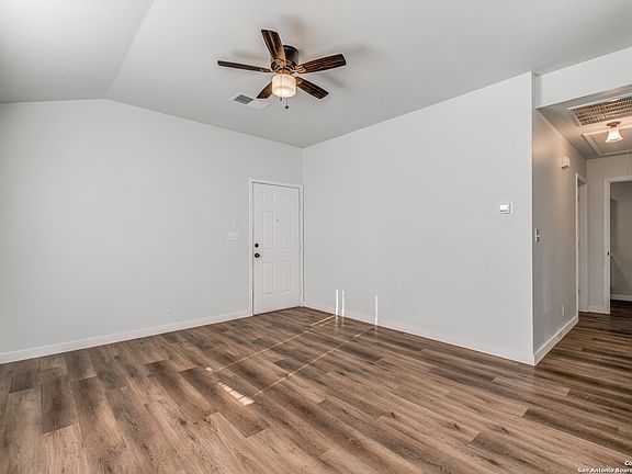 3rd image of 5827 MONICA PL