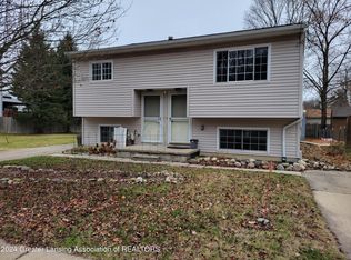 2603 Kate St, Holt, MI 48842