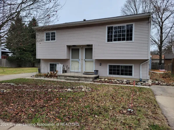 2603 Kate St, Holt, MI 48842
