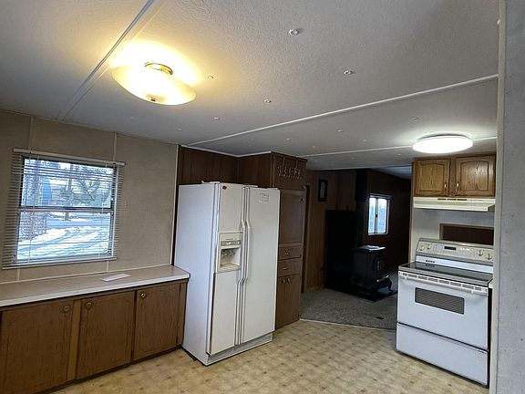 3rd image of 207 W Murray St