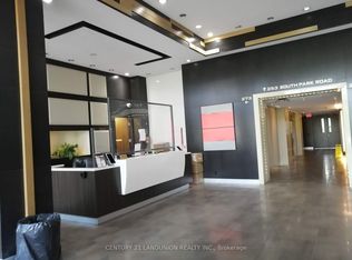 233 S Park Rd #915, Markham, ON L3T0B3