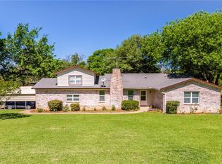1104 Blackhawk Rd, Burleson, TX 76028