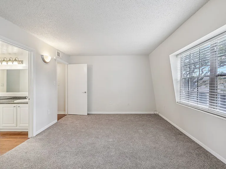 The Park at Chesterfield Apartment Homes — Photo 56