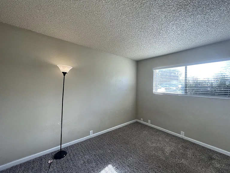 828 W Sacramento Ave #1 — Photo 7