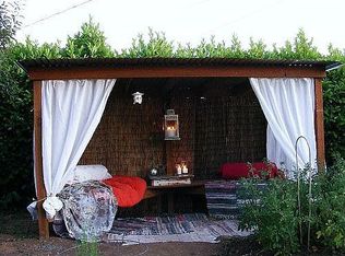 8642 SE Holgate Blvd, Portland, OR 97266