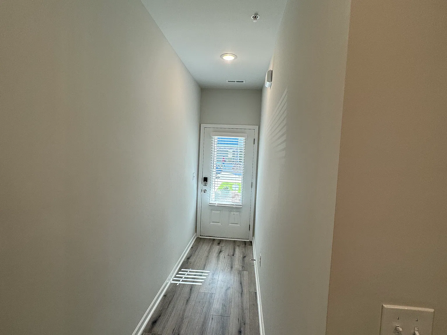 Chatham Dr, Hampton — Photo 3