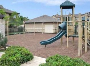18555 Us Highway 281 N, San Antonio, TX 78258