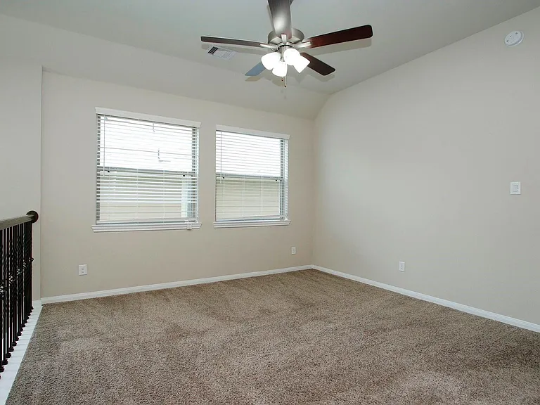 239 Biltmore Loop — Photo 21