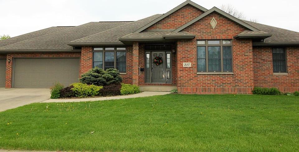 1st image of 217 Winslow Dr