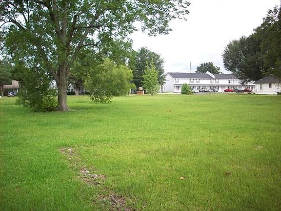 3rd image of 300 N Main St