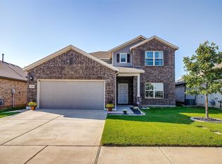628 Bronze Forest Dr, Fort Worth, TX 76131