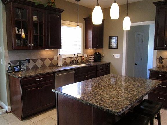 5th image of 3676 Longhorn Dr