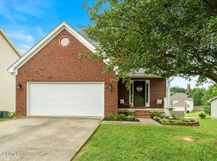 5011 Middlesex Dr, Coldstream, KY 40245