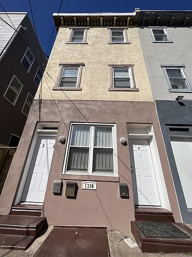 1320 N 17th St Photo 1