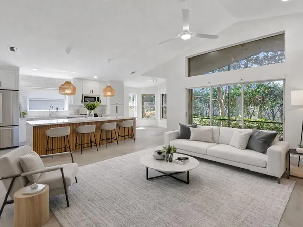 11287 Vivero Avenue, Boynton Beach, FL 33437