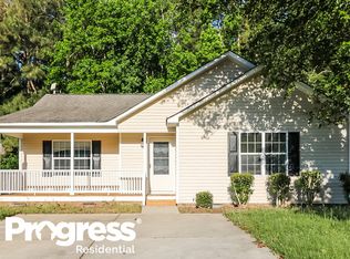 1253 Grovewood Dr, Clayton, NC 27520